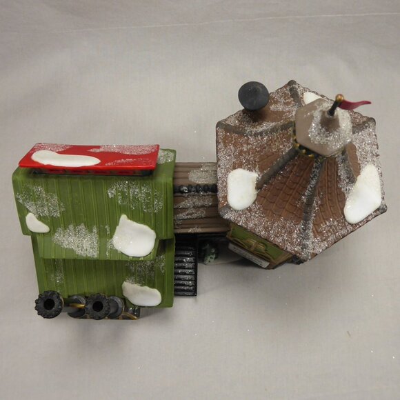 Dept 56 Elfin Forge and Assembly Shop North Pole Series Christmas House Village - Picture 5 of 9